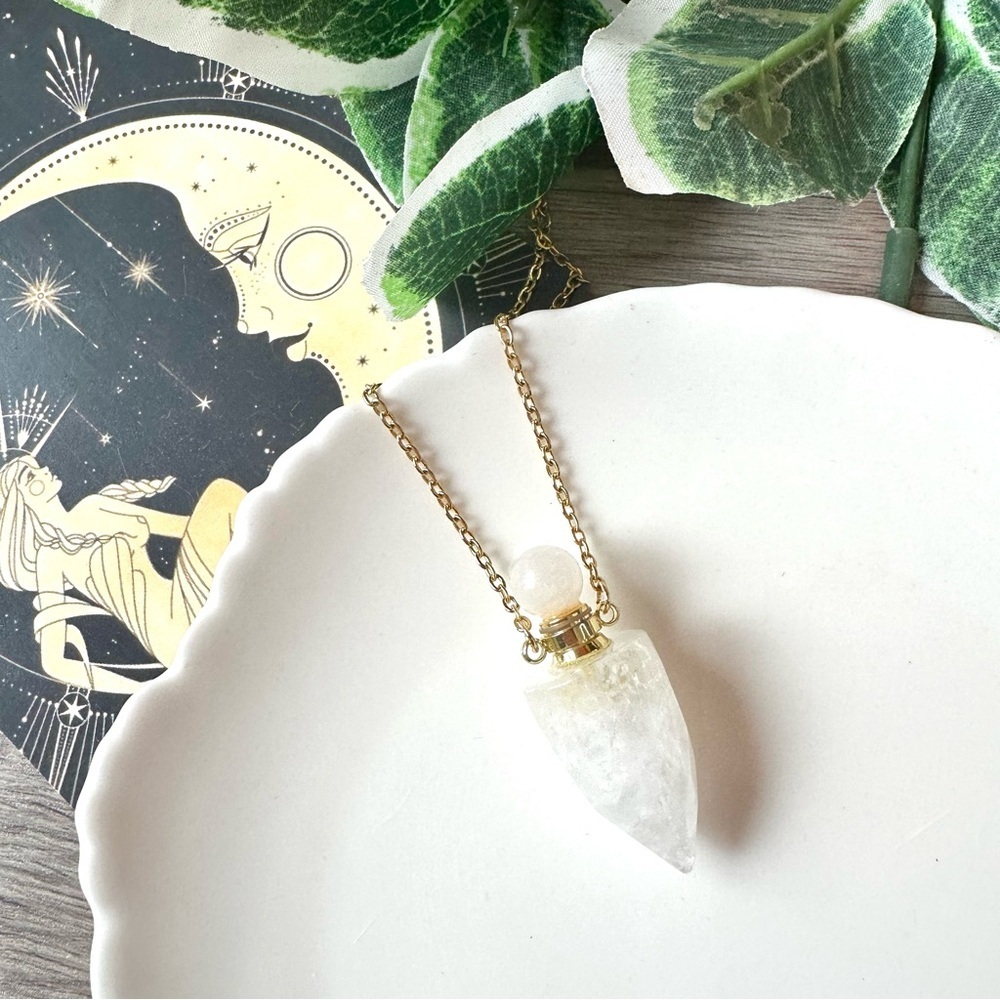 Clear Crystal Quartz Perfume Essential Oil Bottle Necklace Fillable Jewelry NEW